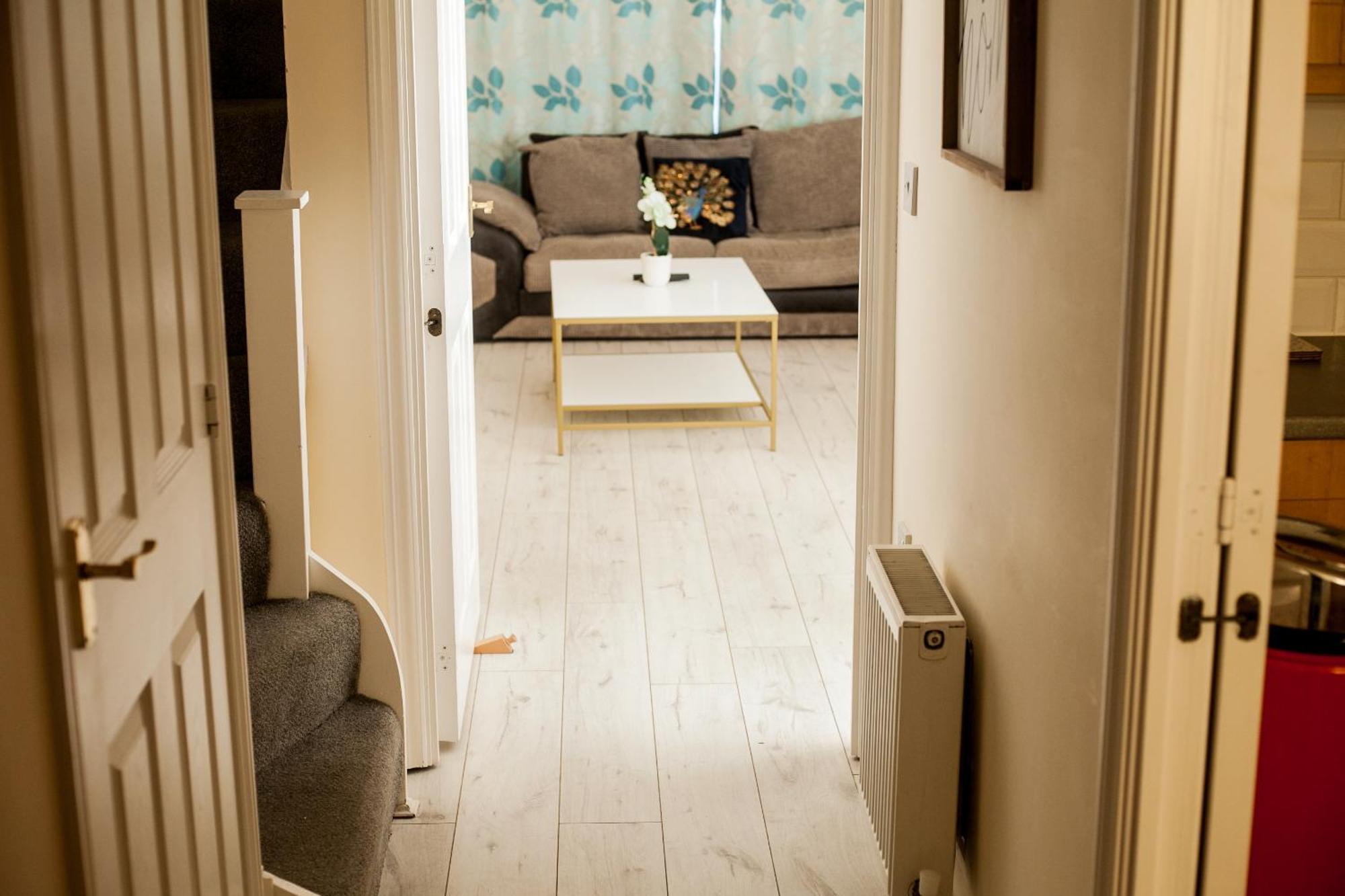 Avril Warwickshire Home Stay Nuneaton Bagian luar foto